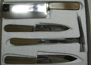 ست چاقو 4 تکه (2چاقو و قندشکن و ساتور) دسته کائوچو